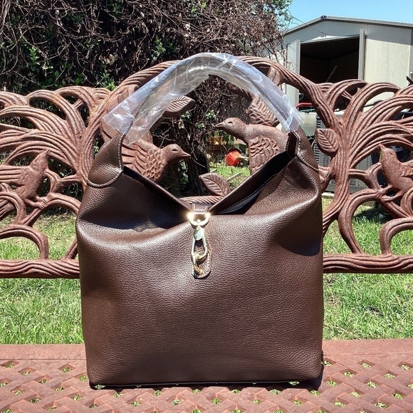 NWOT Vegan Leather Mahogany Brown Hook Close GoldTone Hardware Tote/Shoulder Bag - Picture 1 of 9